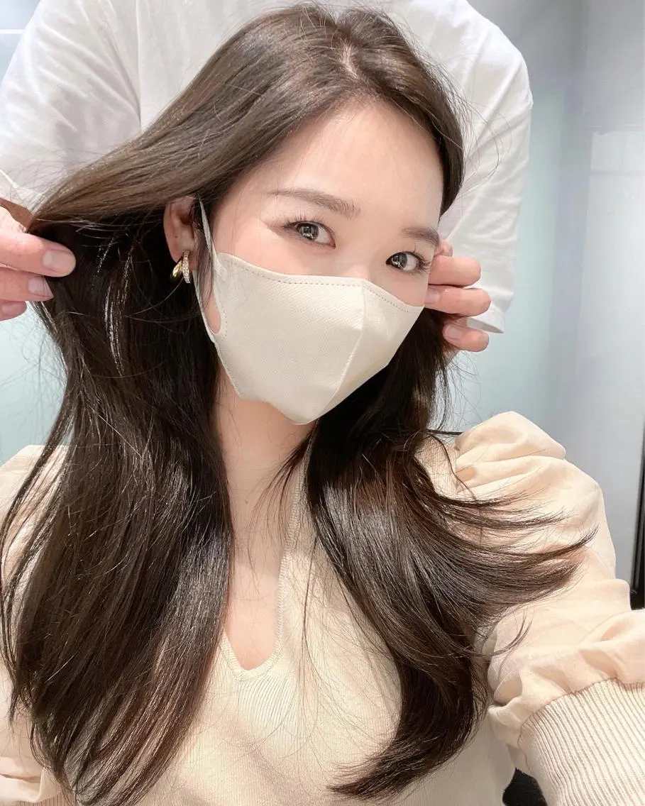 ロング カット ヘアカラー トリートメント 韓国レイヤーカット 髪質改善▫️水野有真のヘアスタイル
