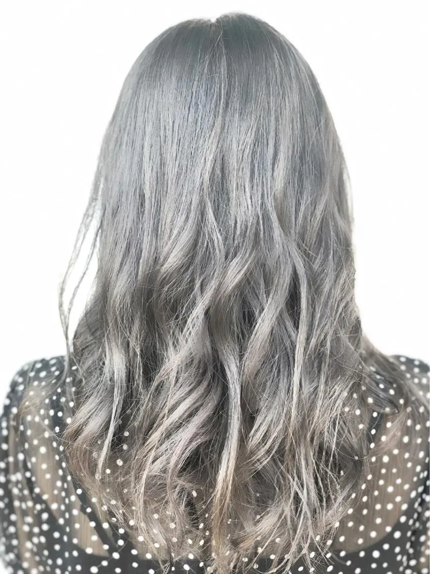 セミロング 菊池 幹のヘアスタイル