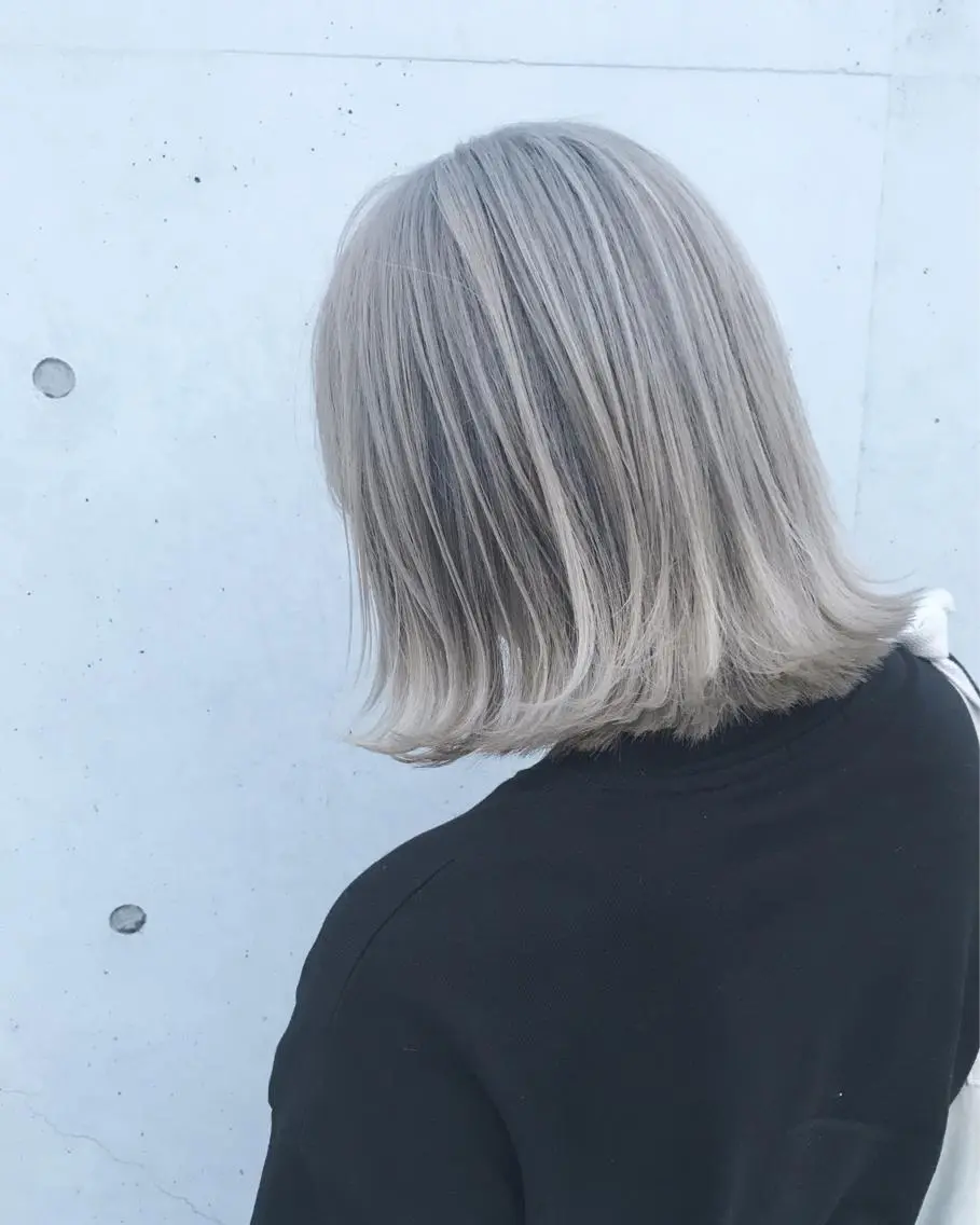 ミディアム カラー ブリーチ &SONS 小林亨のヘアスタイル