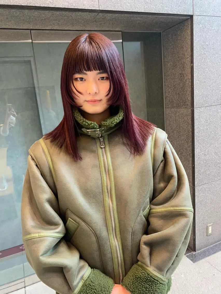ミディアム カラー パーマ ヘアアレンジ デザインカラー/ボブ ブリーチカラー/ユリのヘアスタイル