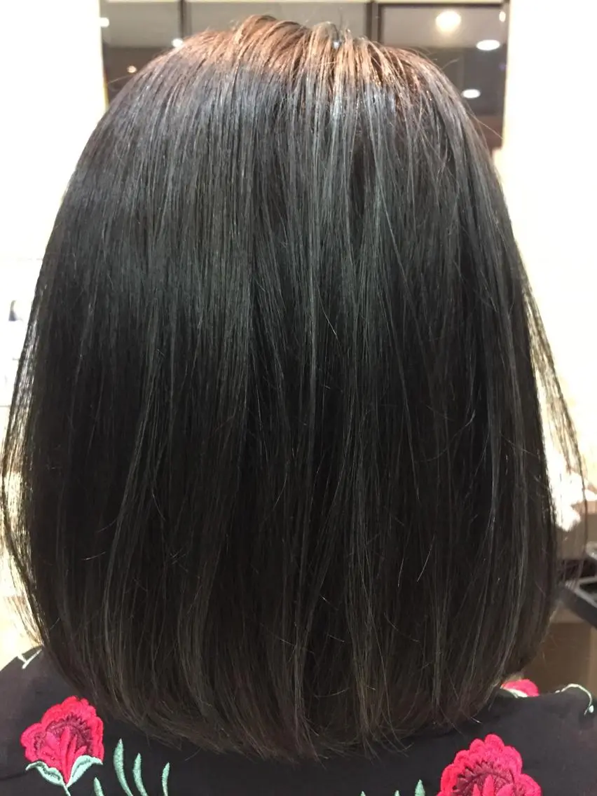 ミディアム カラー アッシュ ブルーカラー ブルージュ ダブルカラー ハイライトカラー 関口 友行のヘアスタイル