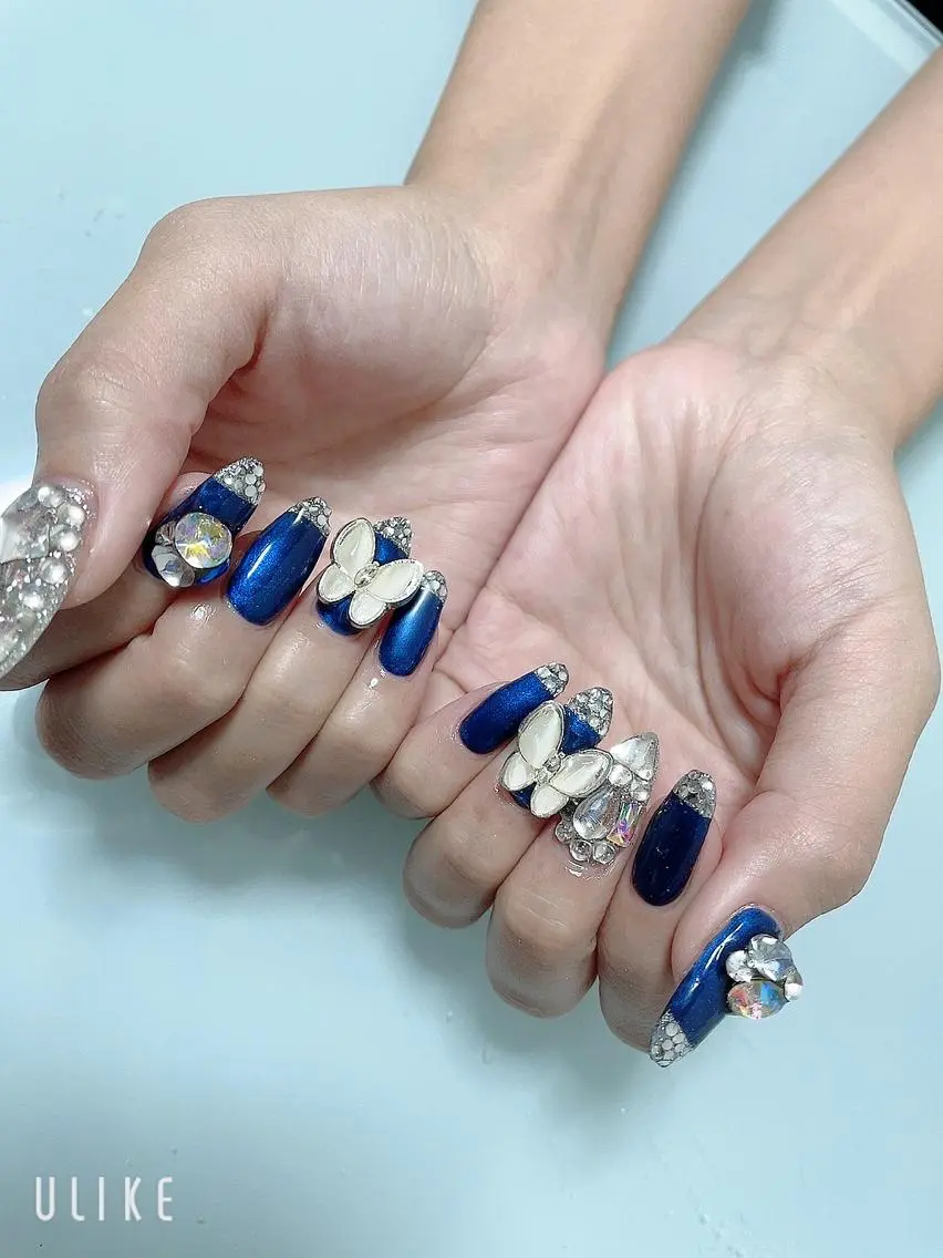 ネイル 🌙🫧CHARME (RUKA)🦋🫧のネイルデザイン