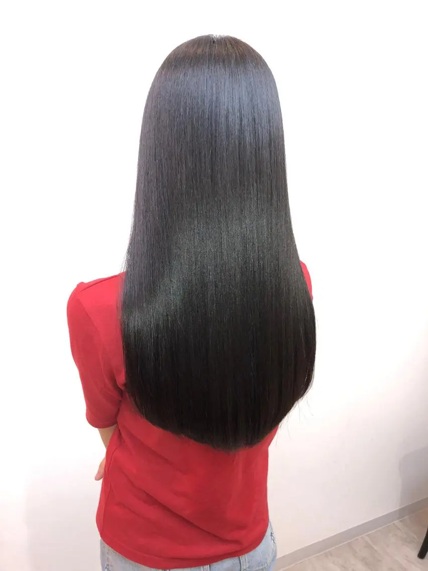 ロング カラー 髪質改善特化 ESSENCIAのヘアスタイル