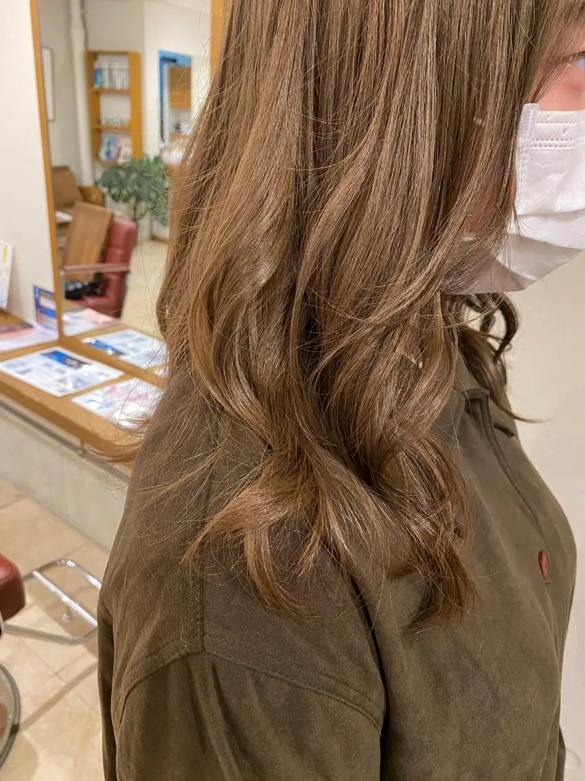 ミディアム カラー ヘアアレンジ 安澤 彩奈のヘアスタイル