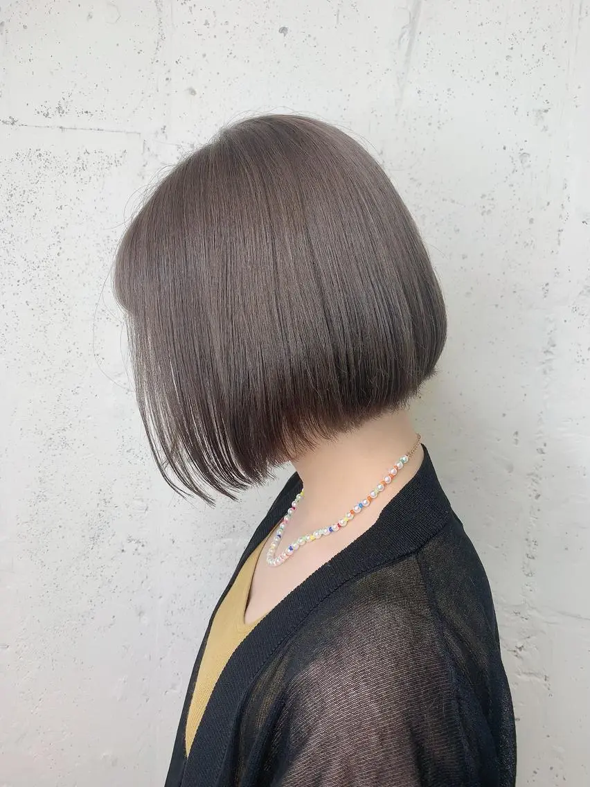 ショート カラー 透明感ハイトーン🦄 キラ🌈のヘアスタイル