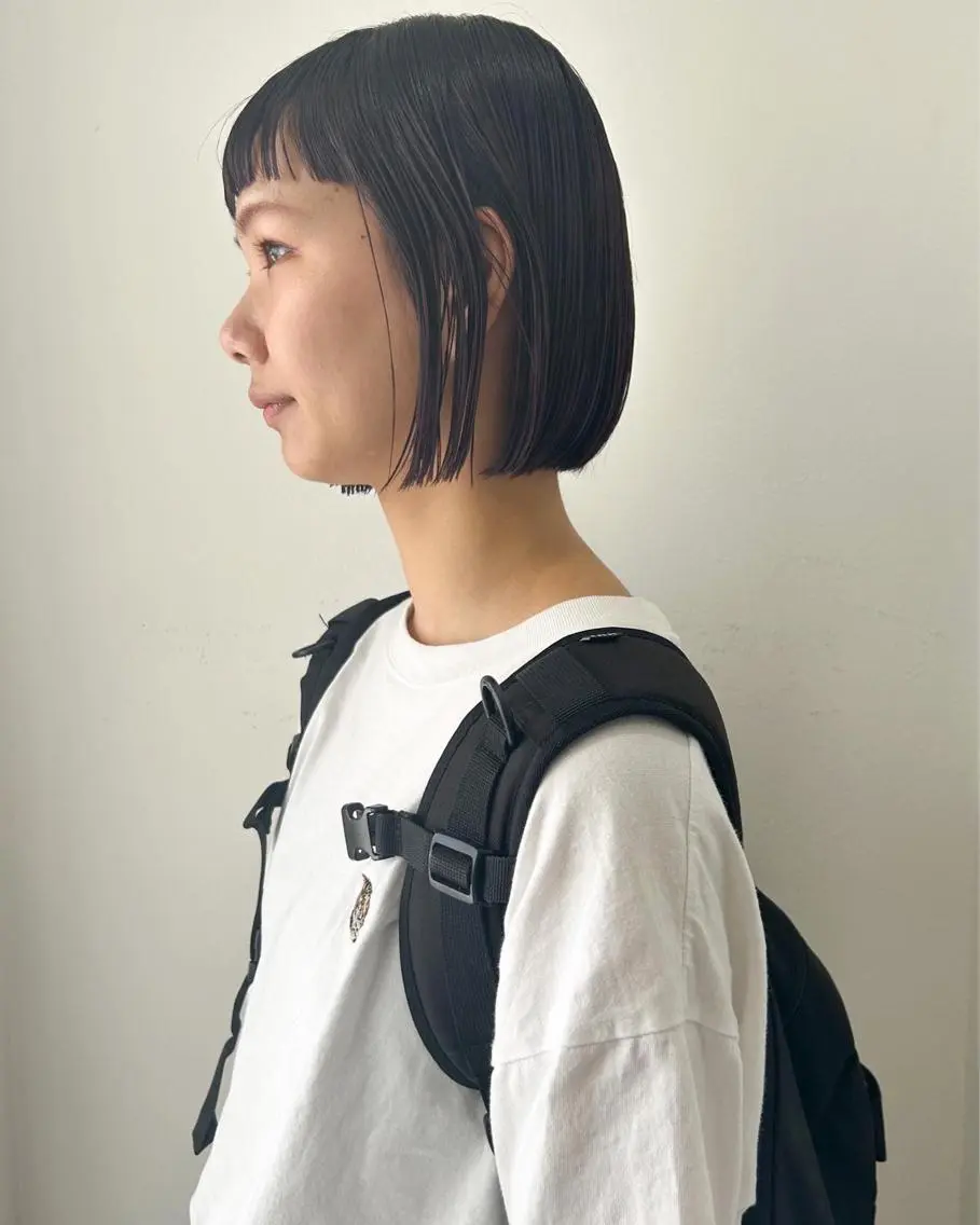ショート カラー ボブ オン眉 ショートヘア ワイドバング カット ヘアカラー トリートメント 村上雅人 ナチュラルモードのヘアスタイル
