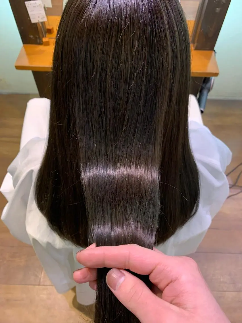 ロング ヘアカラー トリートメント 【店長】インナー指名 No.1戸塚優思のヘアスタイル