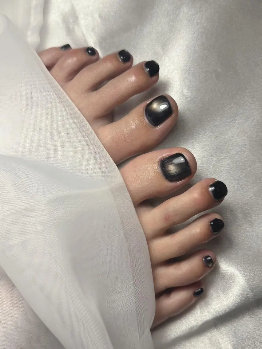 ネイル フットネイル FREYA💅✨ nailのネイルデザイン