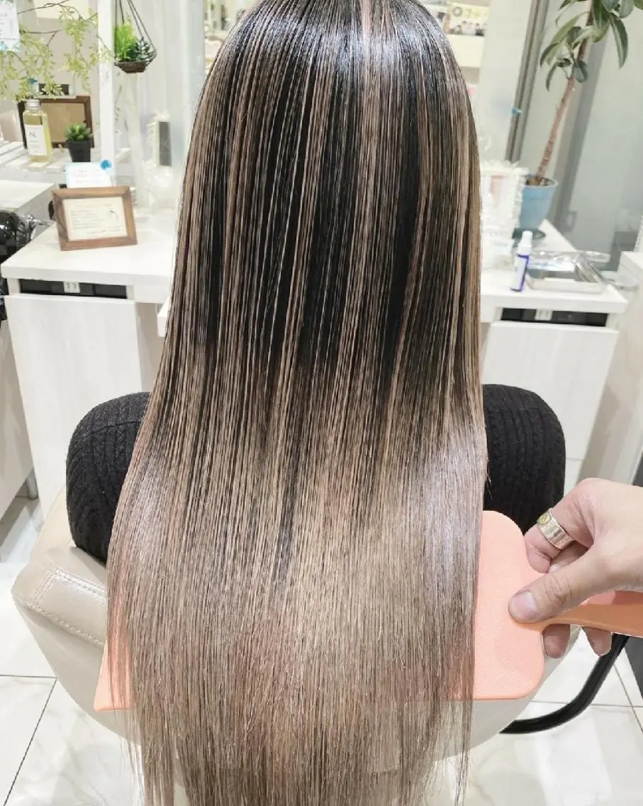 ロング カラー 髪質改善 カット ヘアカラー トリートメント ＡＳＨ大宮/ブリーチ 髪質改善/カラーのヘアスタイル