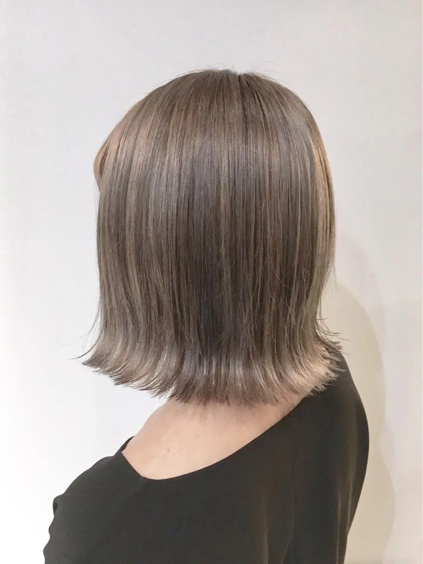 ミディアム カラー ヘアカラー バトヘアー渋谷 officialのヘアスタイル