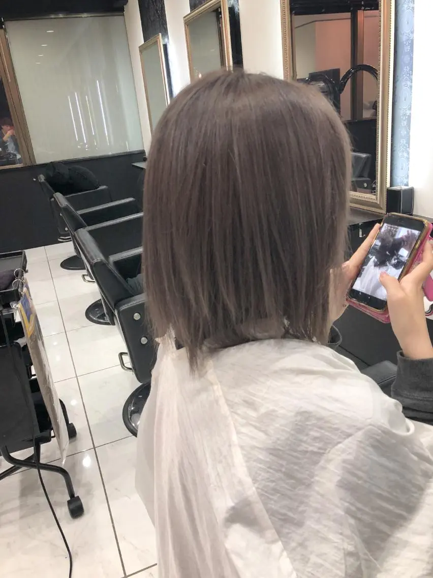 カラー 🦖店長🦖pino #しのだスペシャルのヘアスタイル