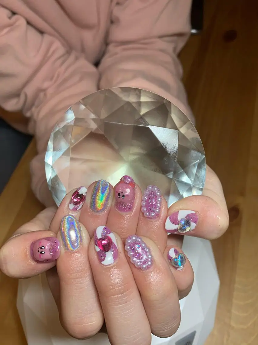 ネイル LAVISH 大和店 🤱子連れ大歓迎のネイルデザイン