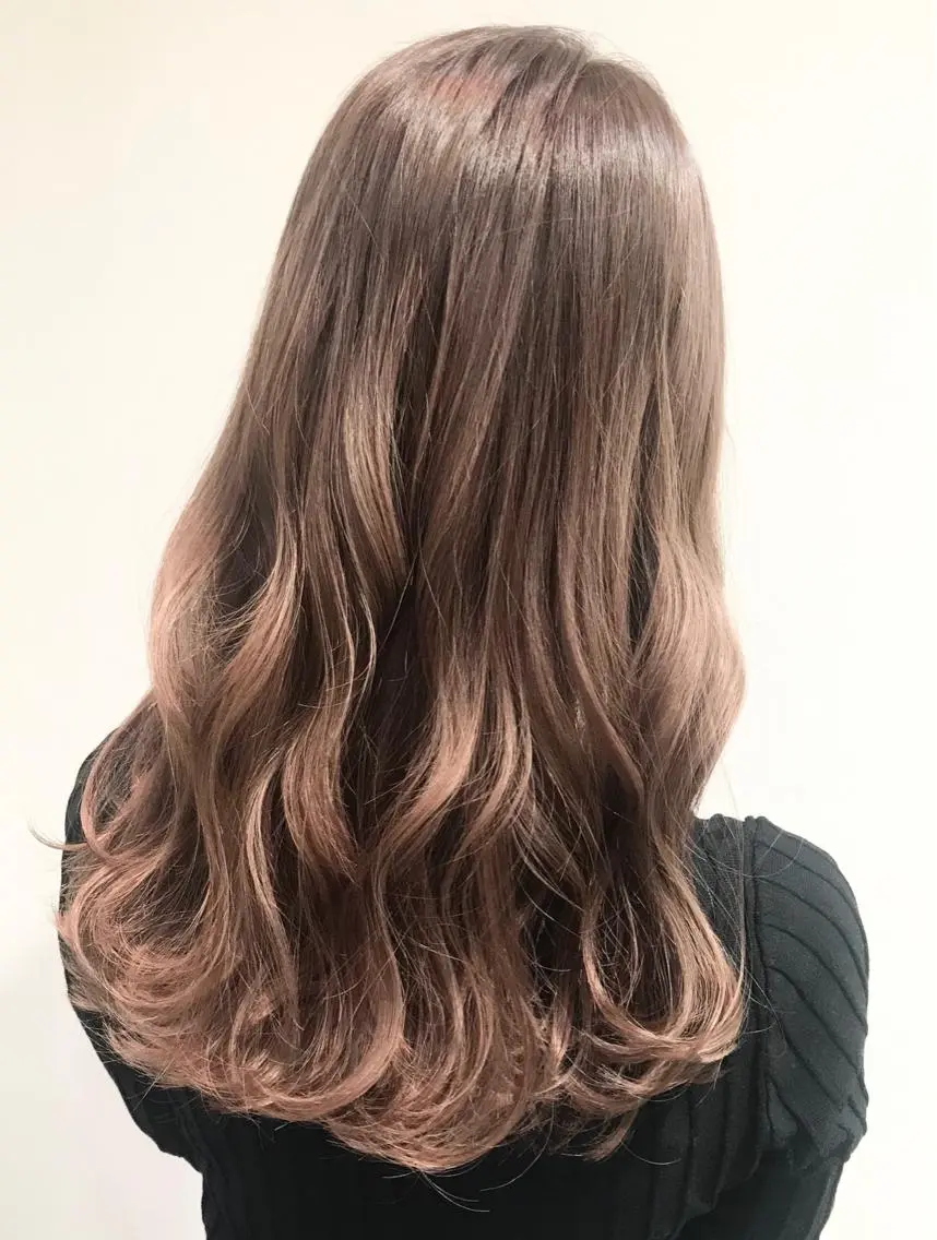 セミロング カット ✨美髪サラ艶トレンド 橋柿 実紀✨のヘアスタイル