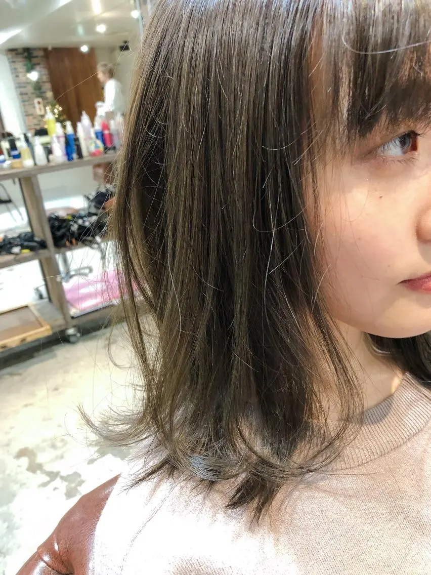 セミロング カラー ブリーチ 透明感カラー グレージュ ブリーチなしカラー ヘアカラー トリートメント ⭐️ハイクオリティ カラー杉本雄志⭐️のヘアスタイル