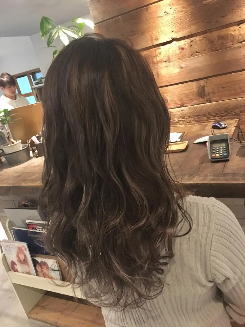 セミロング カラー アッシュ ハイトーン×髪質改善 KENTAのヘアスタイル