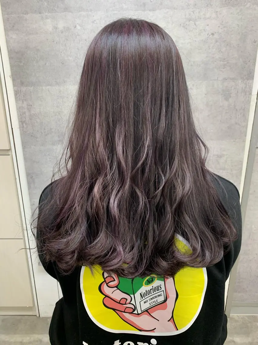 セミロング カラー ブリーチ ハイライトカラー ラベンダーカラー ハイライト 今野 美栄のヘアスタイル