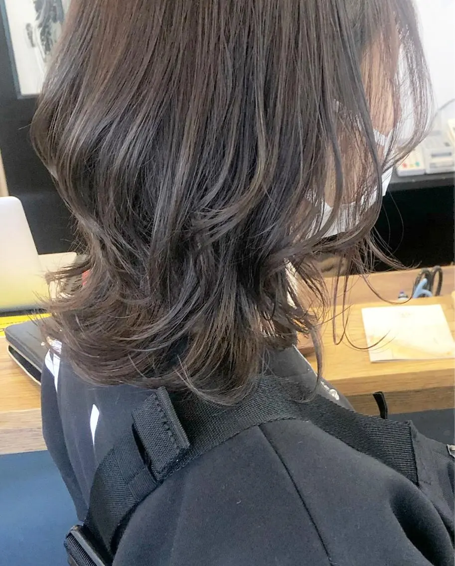 ミディアム カラー パーマ 名倉 伽奈のヘアスタイル