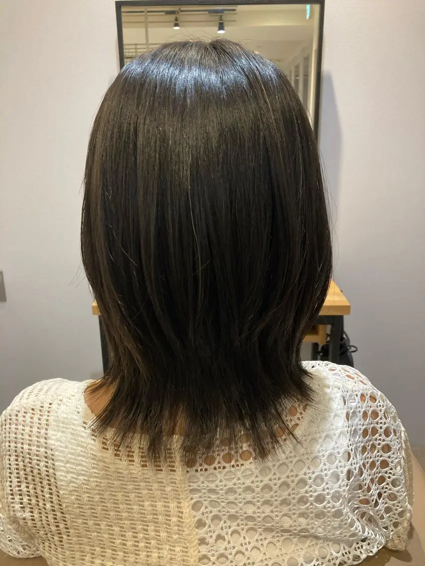 ミディアム レイヤーカット 野村 ゆいのヘアスタイル