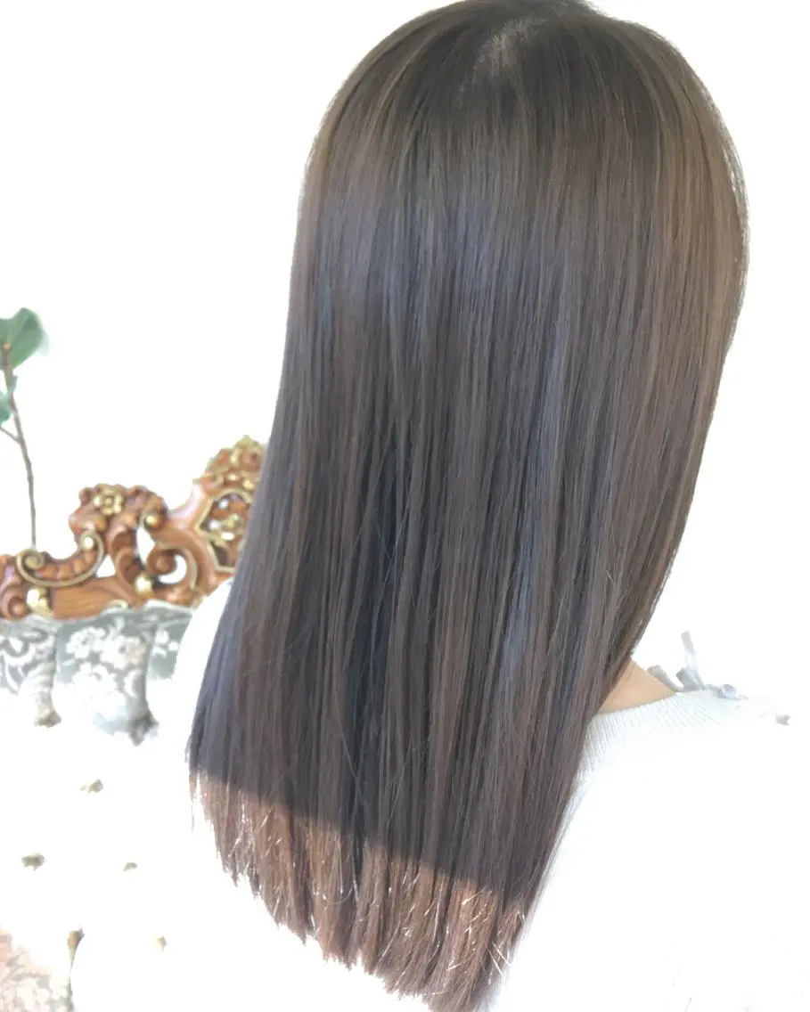 セミロング カラー パーマ ヘアアレンジ ベージュカラー ヌーディベージュ エグチ アキラのヘアスタイル
