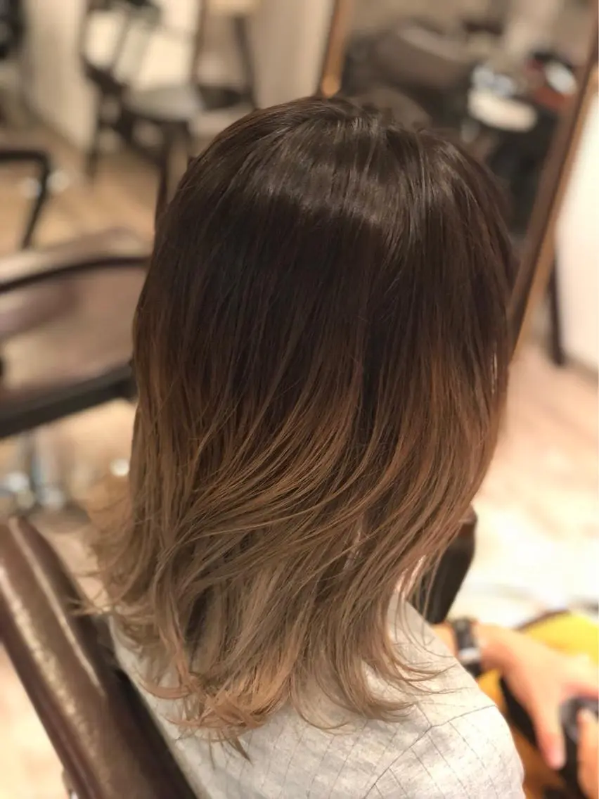 ミディアム ヘアカラー dude hair design.のヘアスタイル