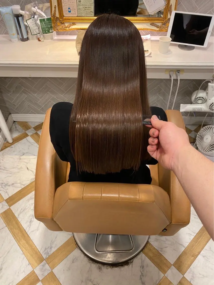 ミディアム カット 縮毛矯正 トリートメント ❣️髪質改善/ 美髪矯正/沼座悠人のヘアスタイル