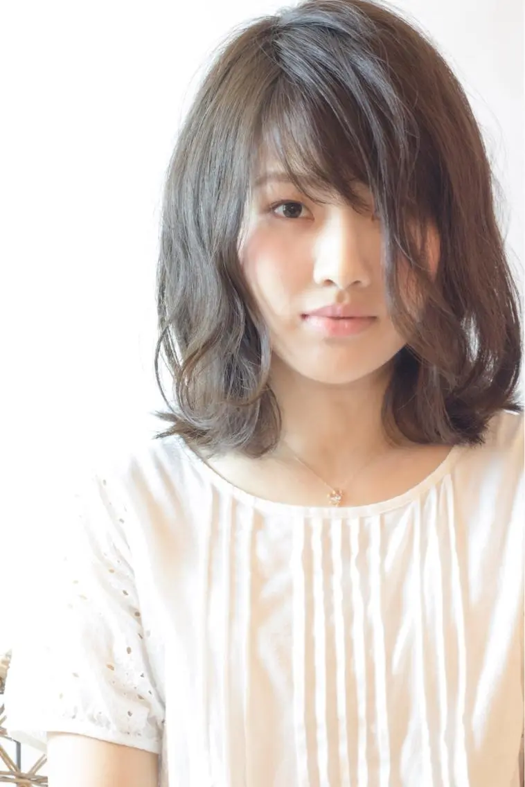 ミディアム 吉野 桂祐のヘアスタイル