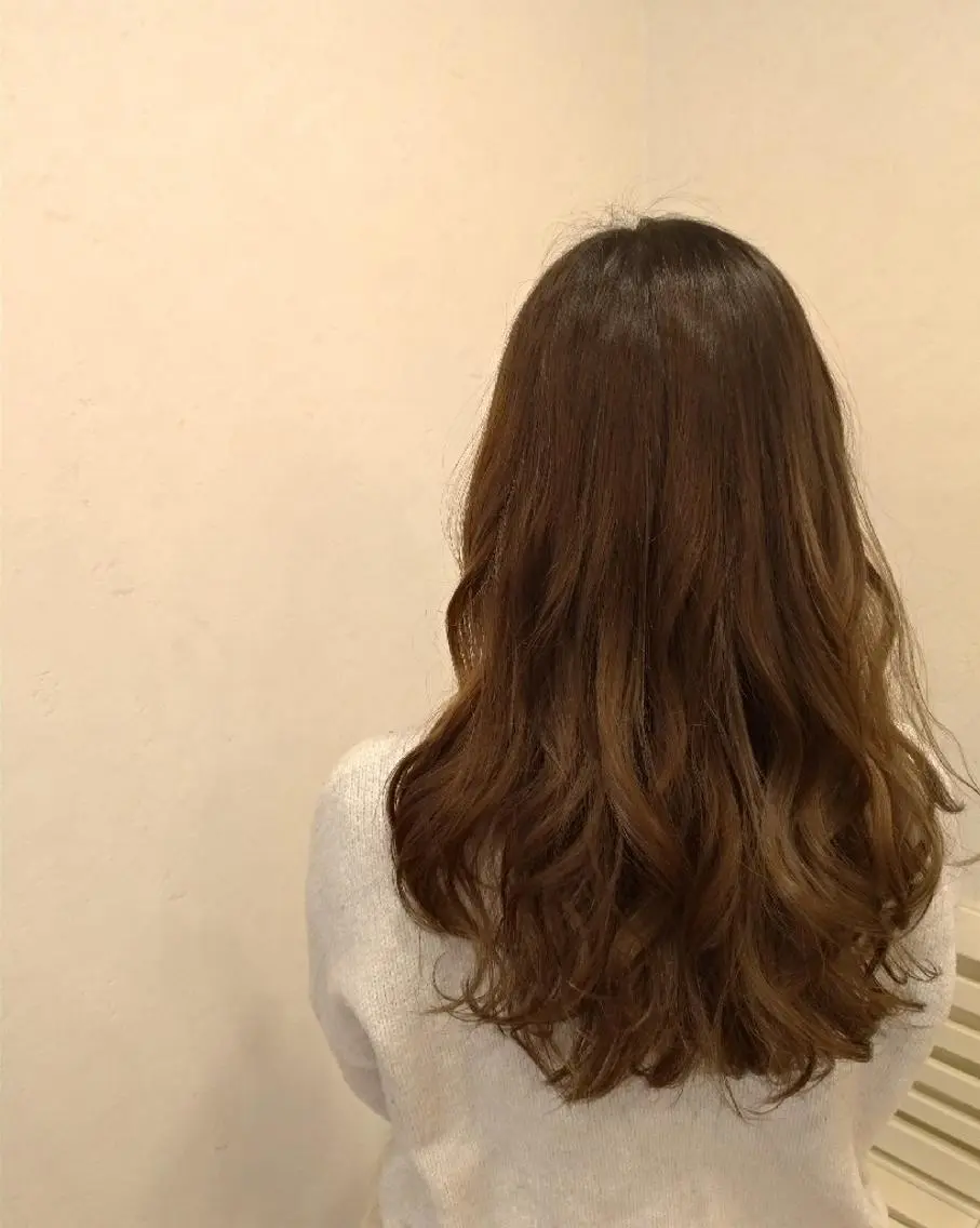 セミロング cecilhair 博多 手島のヘアスタイル