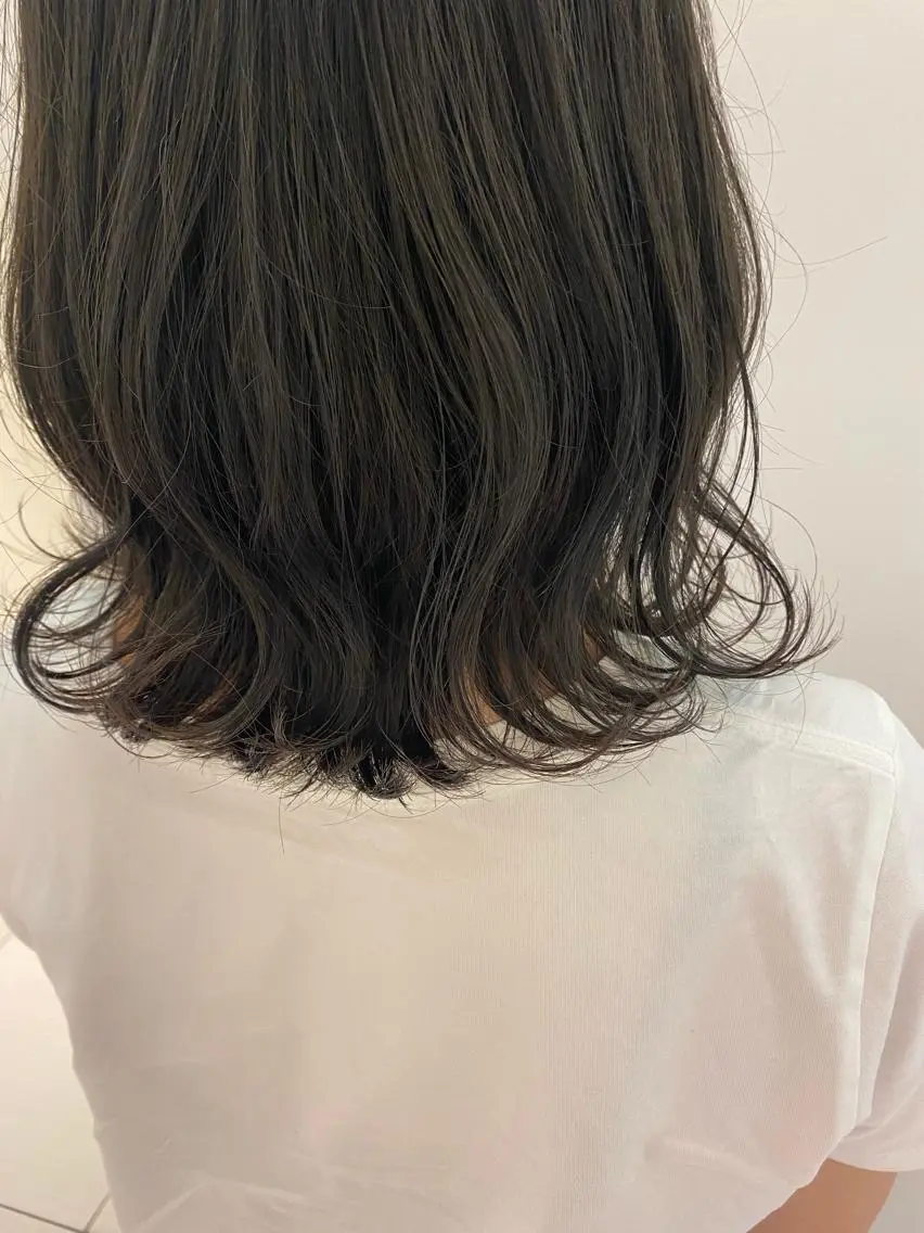 ミディアム カラー YUI🍊 ボブ/レイヤーカットのヘアスタイル