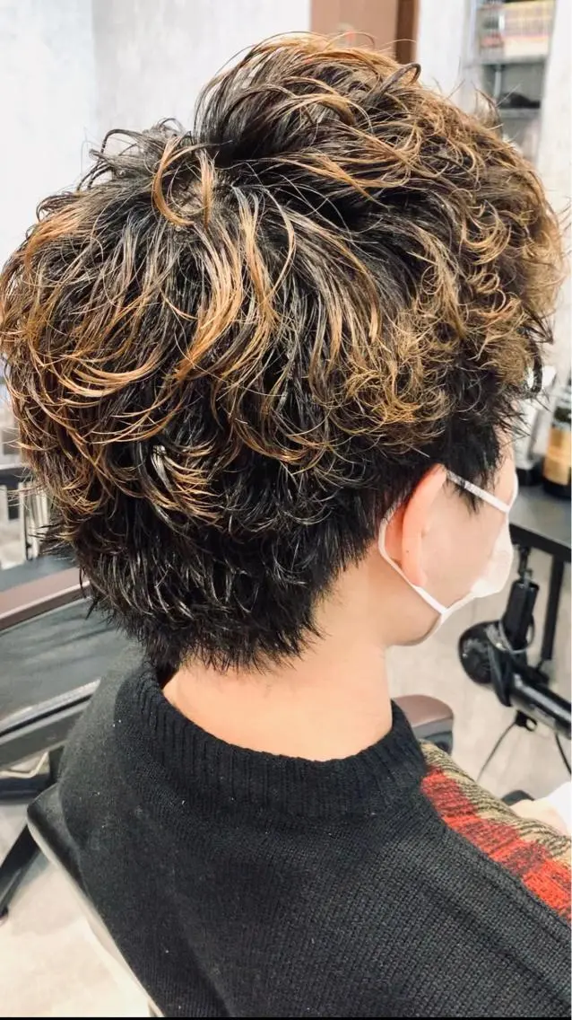 ショート パーマ メンズ メンズパーマ スパイラルパーマ メンズ支持数No.1 👑リュウ👑のヘアスタイル