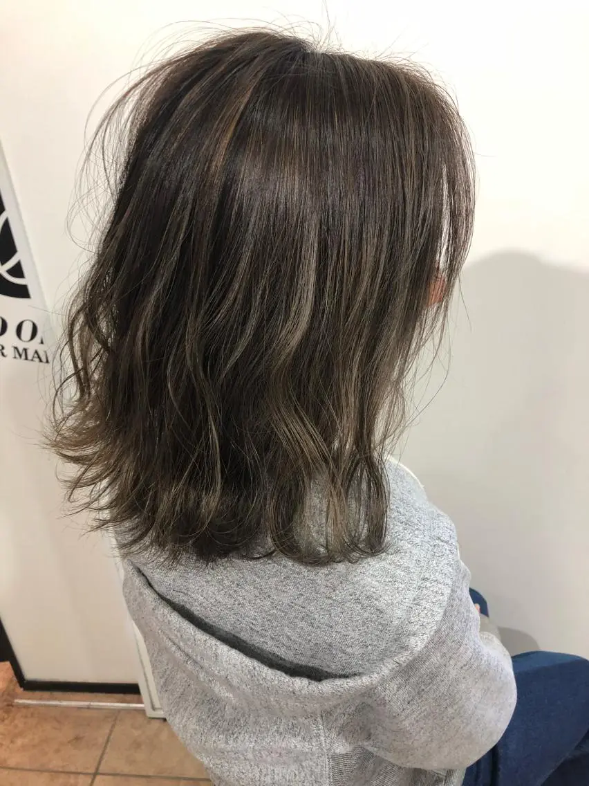 カラー グラデーションカラー ハイライトカラー 外国人風カラー 夜23時まで予約🉑 reverieあきらのヘアスタイル