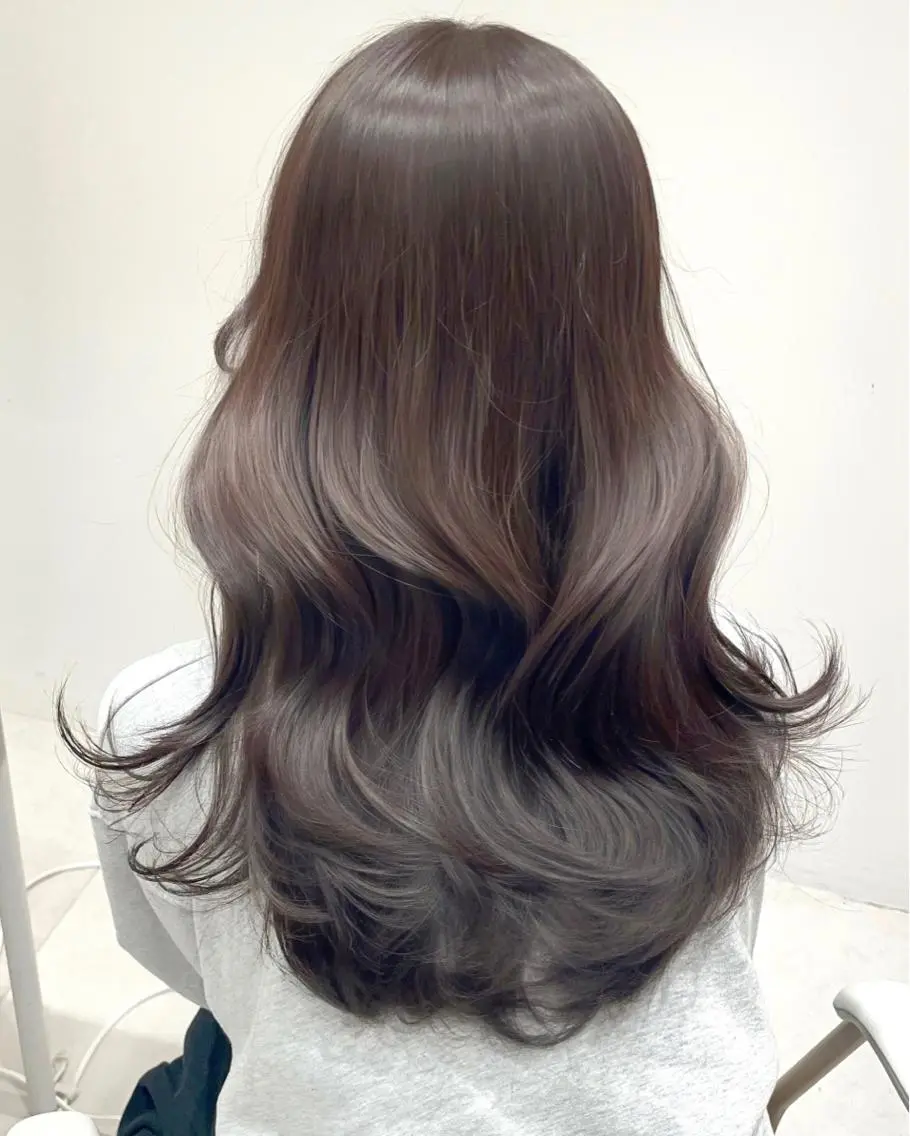ロング カラー ヘアアレンジ 🤎小顔レイヤー /ベージュ🤎友香のヘアスタイル