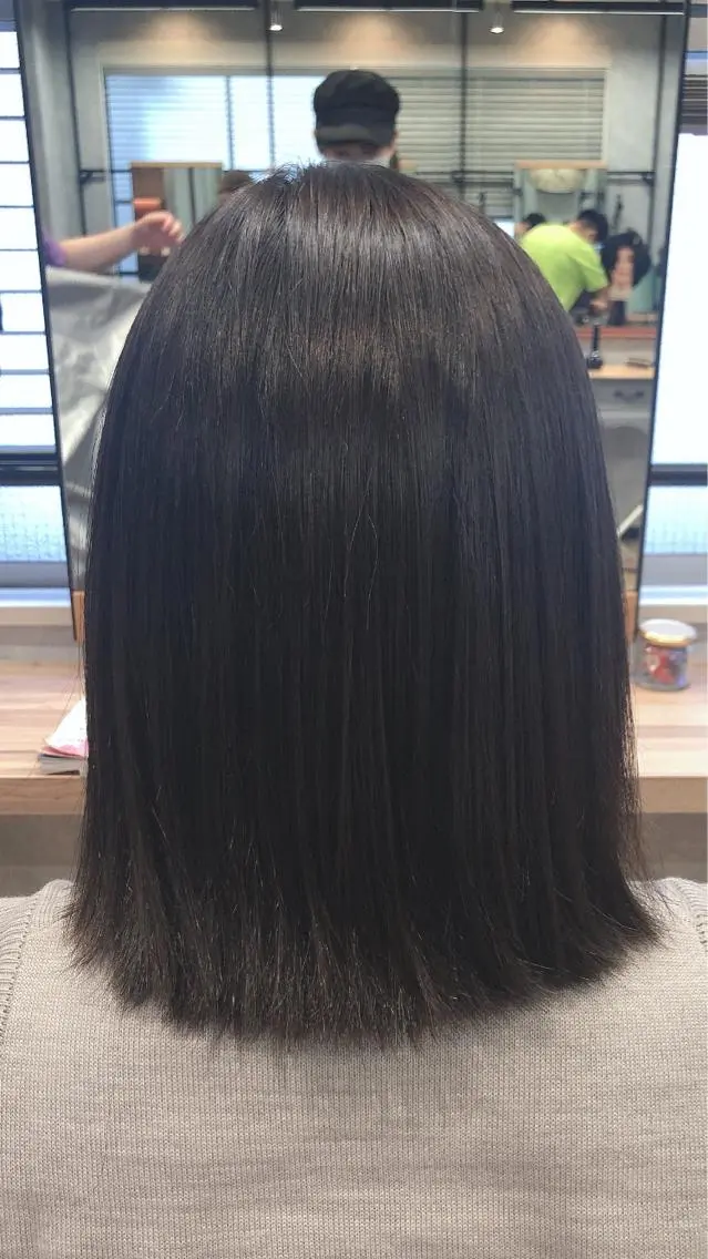 ミディアム いとう ひろたかのヘアスタイル