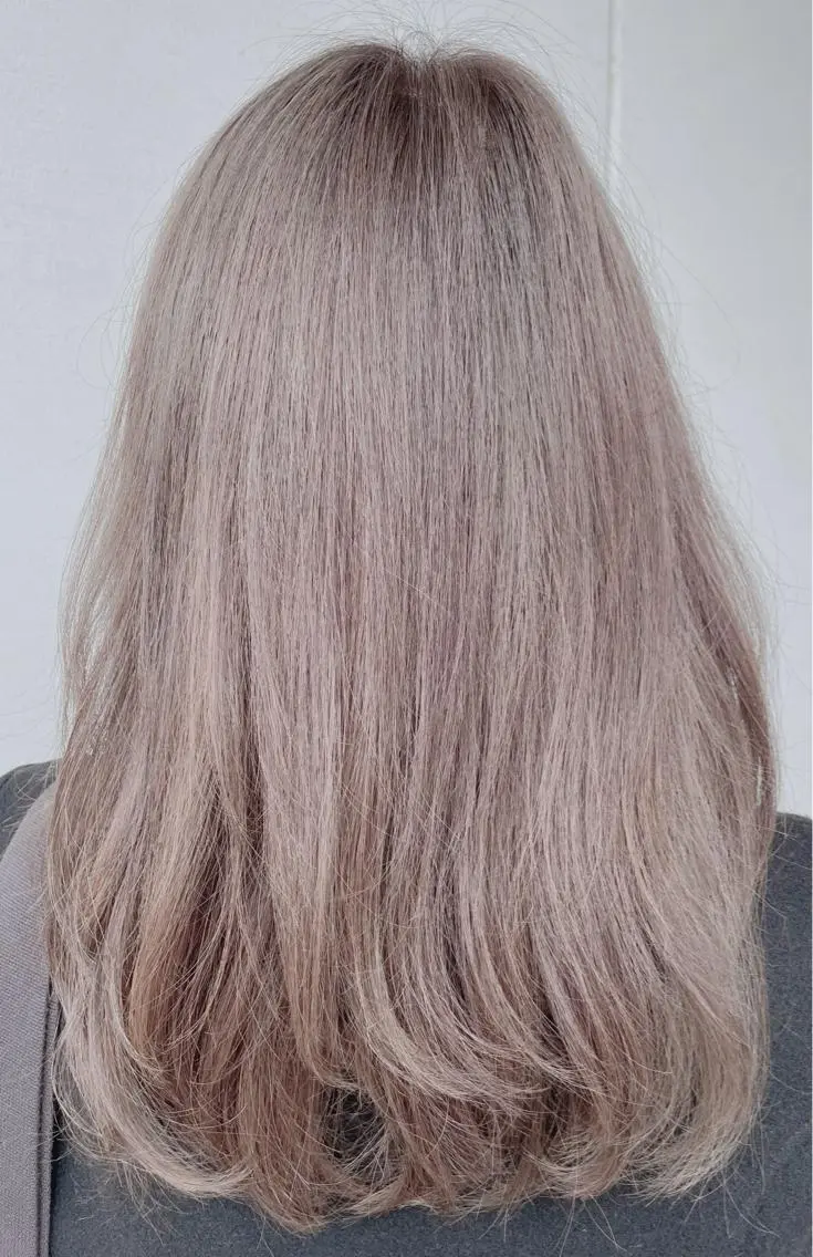 ロング カラー 似合わせカット トリートメント Akala hitomiのヘアスタイル