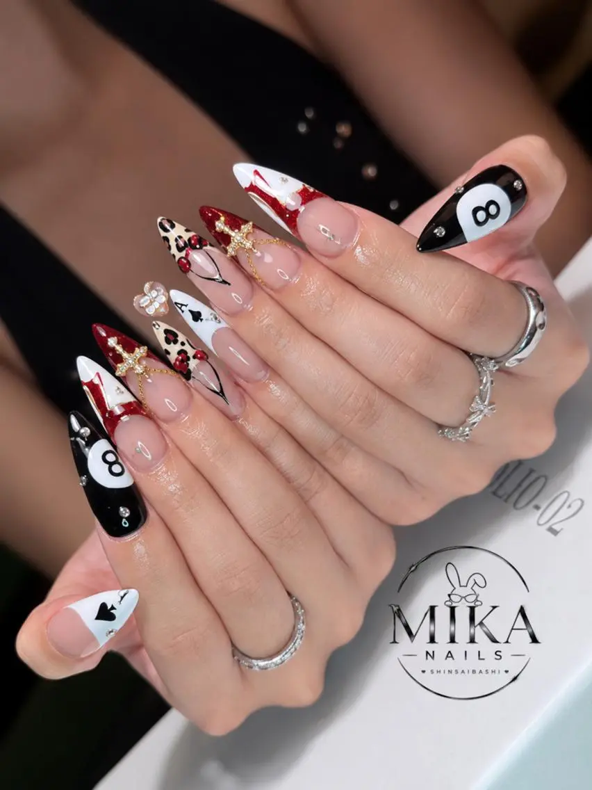 ネイル アートネイル チークネイル ドット フットネイル フレンチネイル ハンドネイル 🌷Luna Mika🌷のネイルデザイン