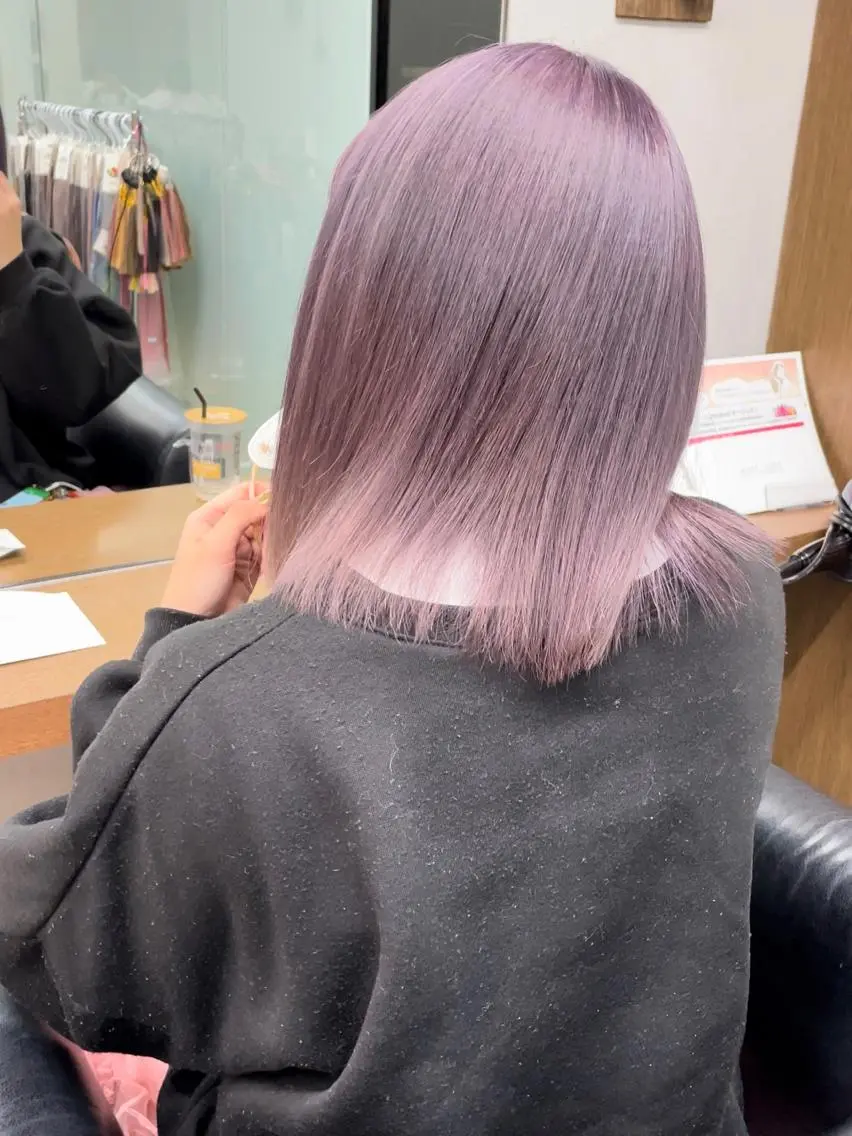 カラー yasuハイトーン/ デザインカラーのヘアスタイル