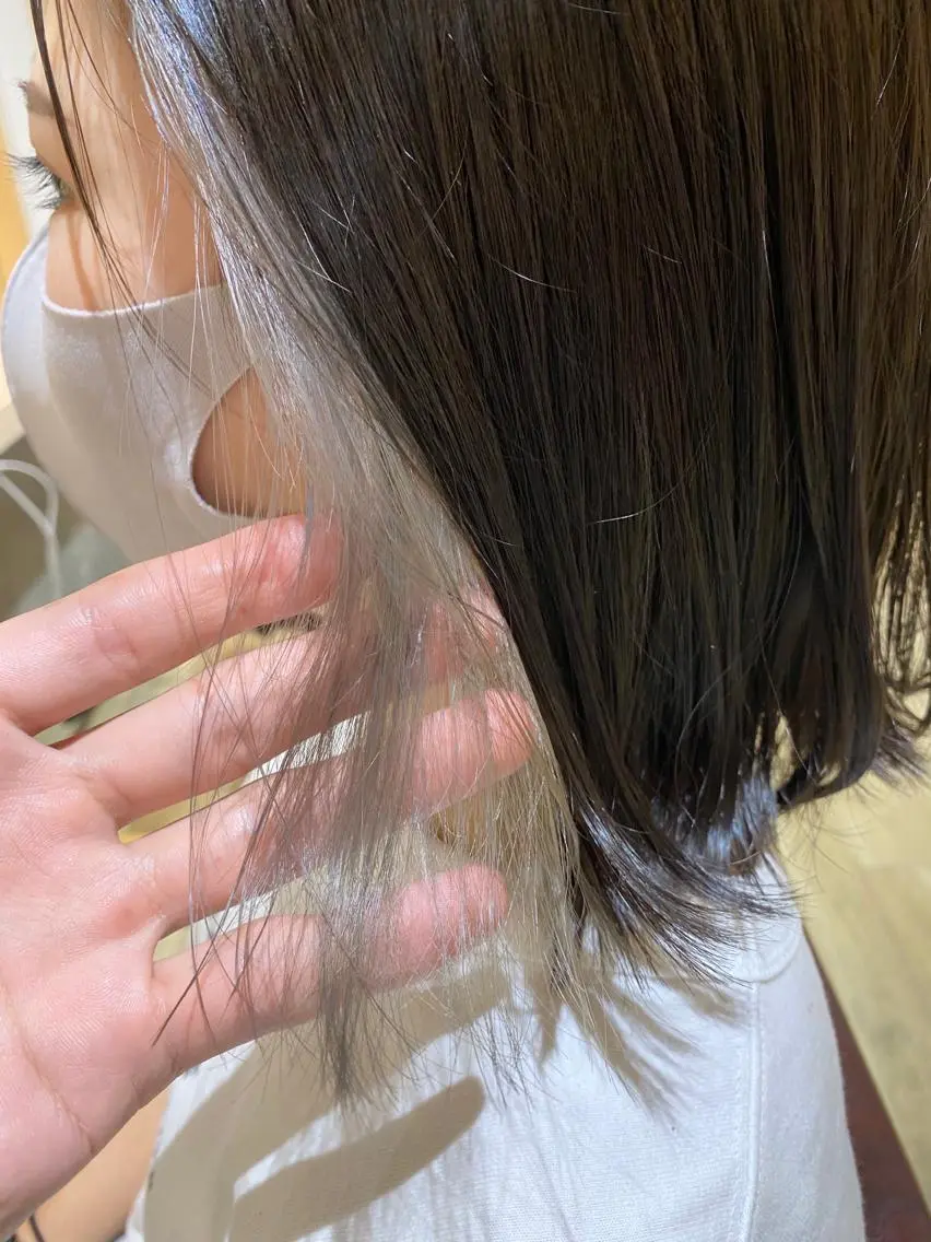セミロング カラー イヤリングカラー シルバー ヘアカラー トリートメント マンツーマン/透明感 foi hairのヘアスタイル