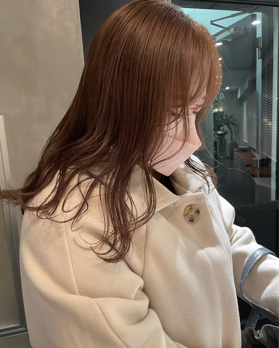 セミロング カラー 大人girly🛋️ 🤍yukakoのヘアスタイル