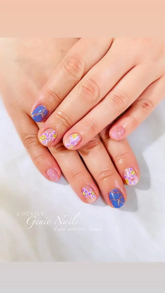 ネイル フットネイル ミラーネイル ニュアンスネイル ショートネイル Genie Nailsのネイルデザイン