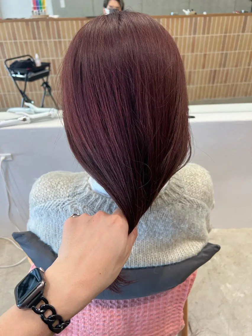 ロング カラー ブリーチ ブリーチなしカラー レッドカラー バイオレットカラー カット ヘアカラー 誰より丁寧なカット/ 小林輝/レイヤーのヘアスタイル