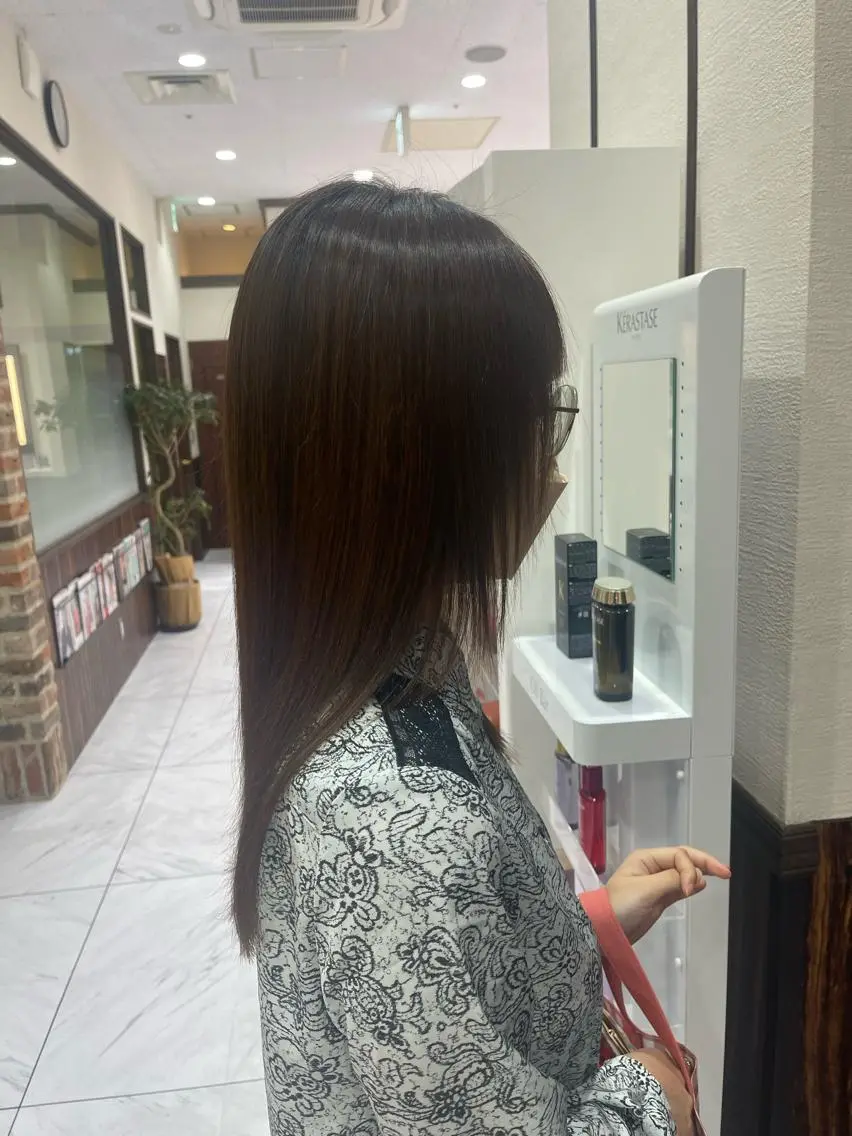 ロング カット 縮毛矯正 森田 明日香のヘアスタイル