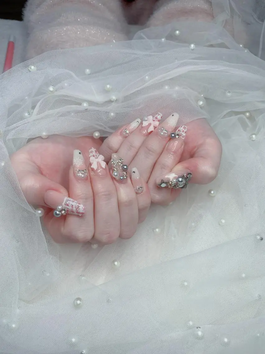 ネイル ハンドネイル 🎀シズカ nail🎀のネイルデザイン