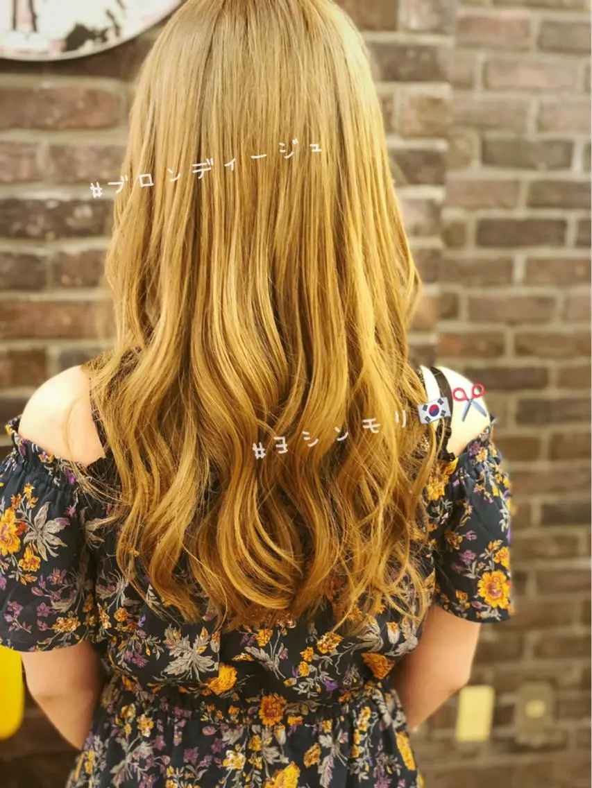 ロング カラー ヘアアレンジ ✖️リーアキト LEEAKITO✖️のヘアスタイル