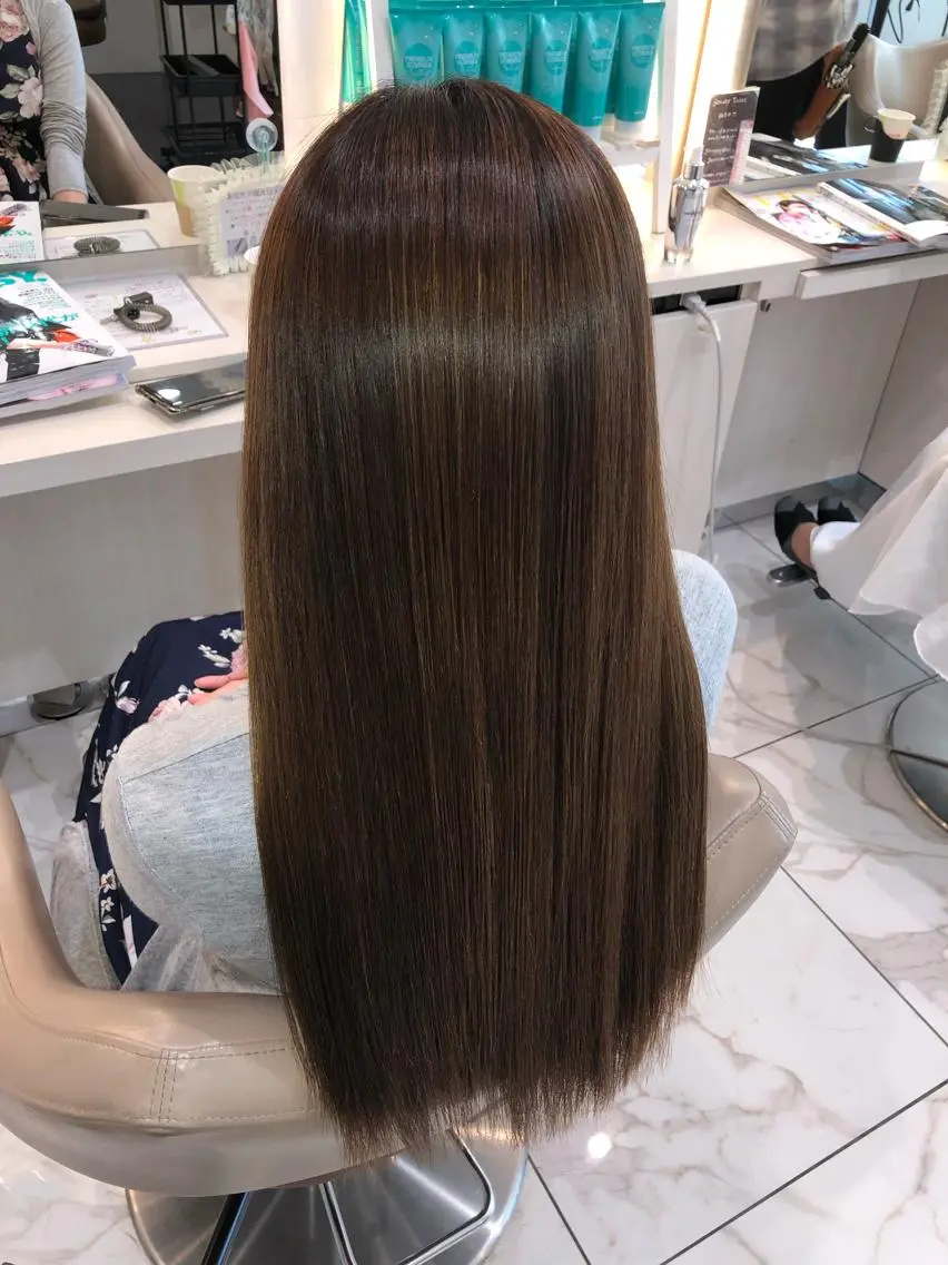 ロング パーマ 髪質改善 縮毛矯正 ストレートパーマ 安井　昴 💫ブリーチ縮毛矯正のヘアスタイル