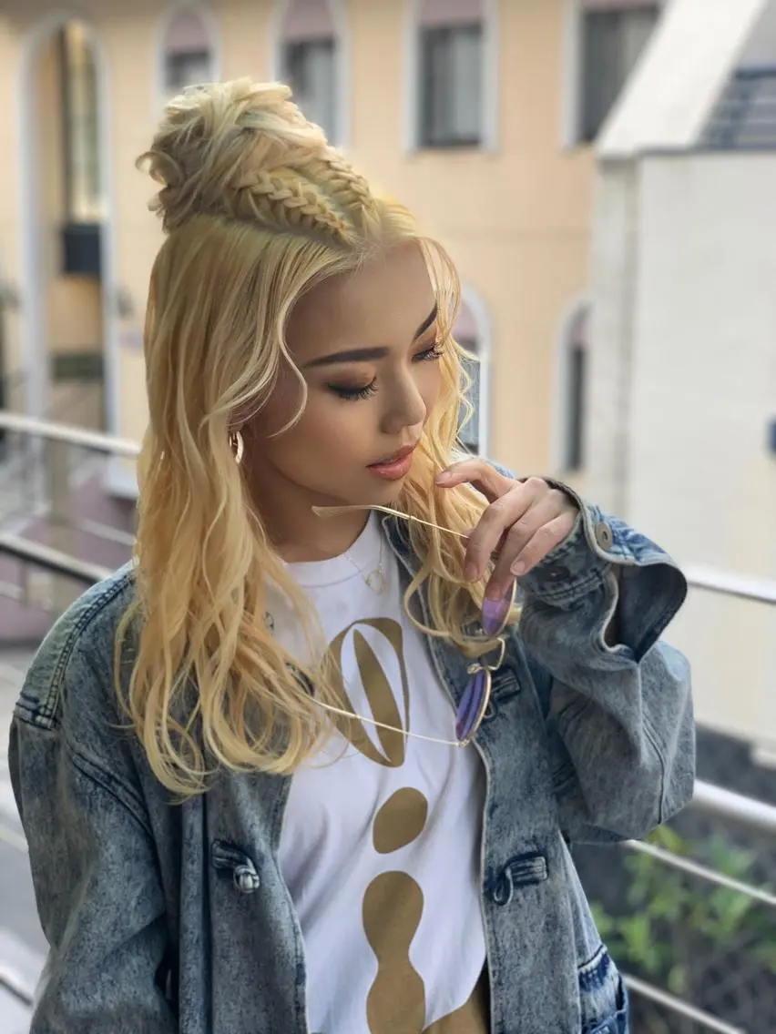 セミロング カラー ヘアアレンジ メンズ キッズ 結婚式・ブライダル 子どものヘアアレンジ メンズブリーチ ブリーチ ブロンド BRAIDS💎愛子 大人ハイライト💎のヘアスタイル