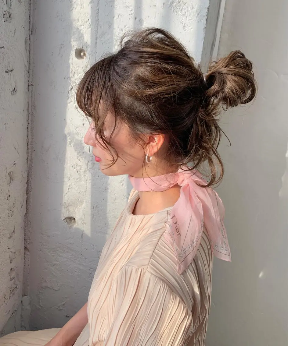 ヘアアレンジ KAORU オリーブカラーのヘアスタイル