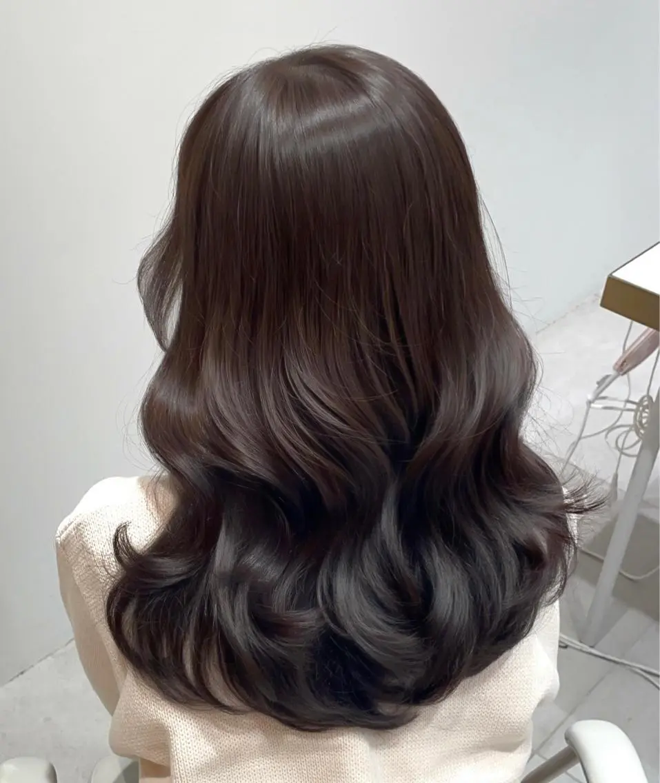 ロング カラー 🤎小顔レイヤー /ベージュ🤎友香のヘアスタイル