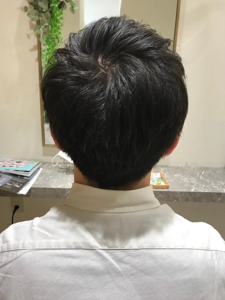 ショート メンズ 菅 由梨菜のヘアスタイル