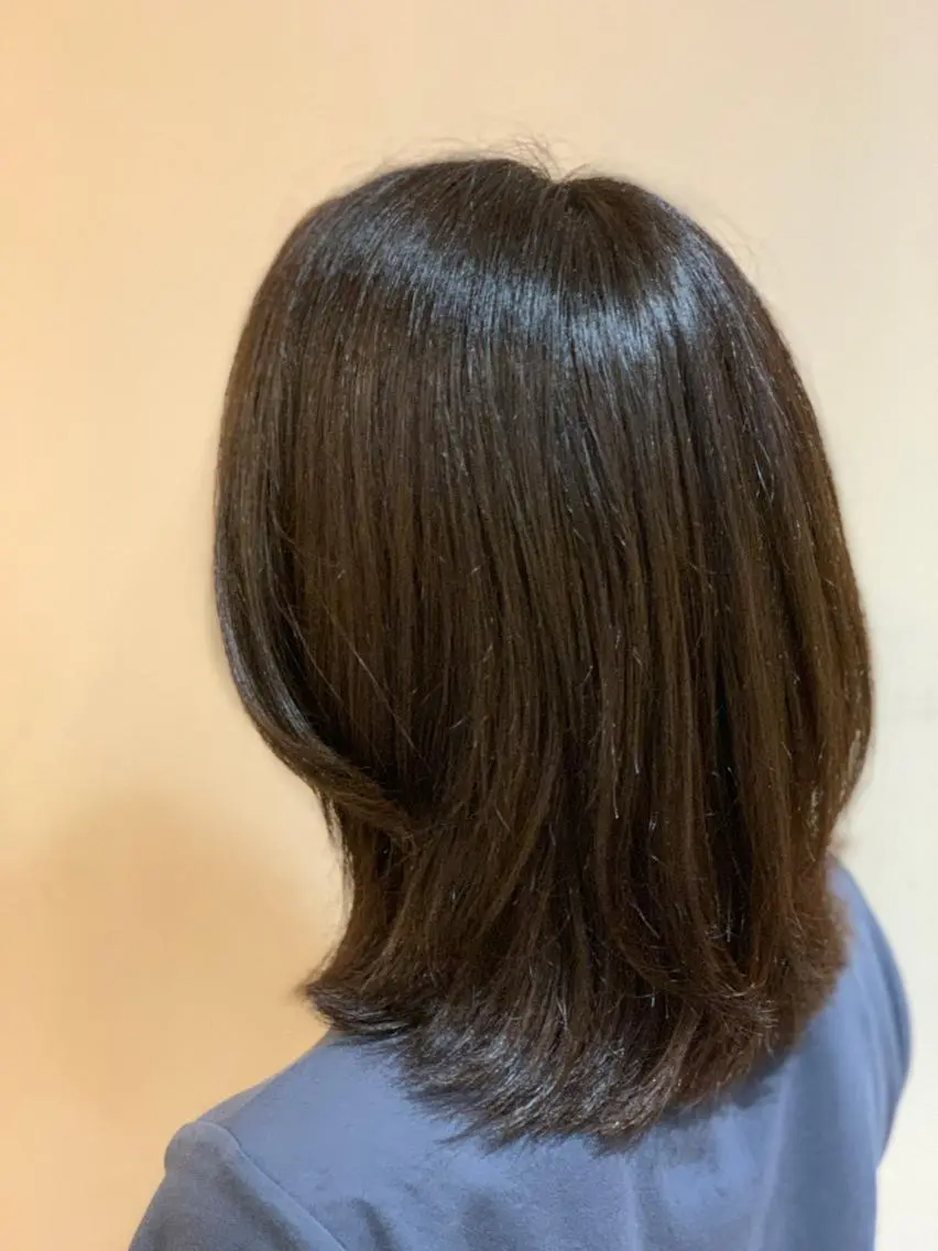 セミロング カラー ブラウンカラー 外ハネヘア ヘッドスパ大好き 美容師🌿堀江のヘアスタイル