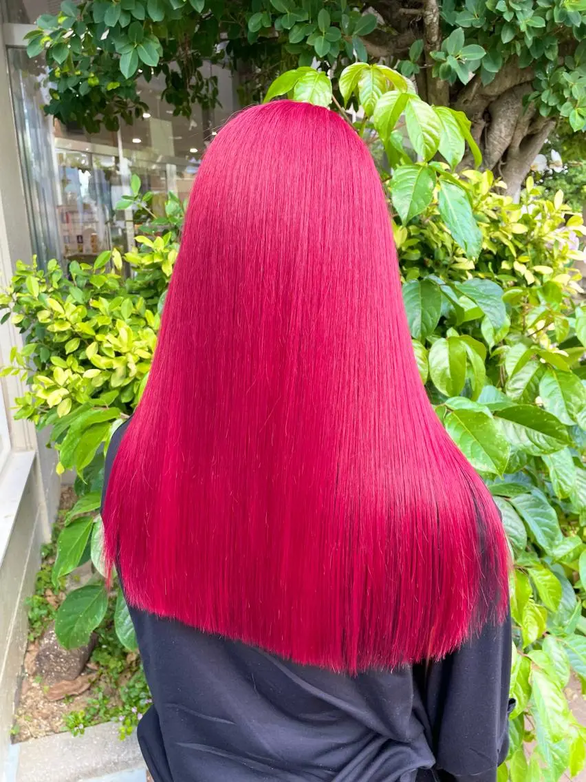 ロング カラー レッドカラー ヘアカラー LUXBE LUCE ひなののヘアスタイル
