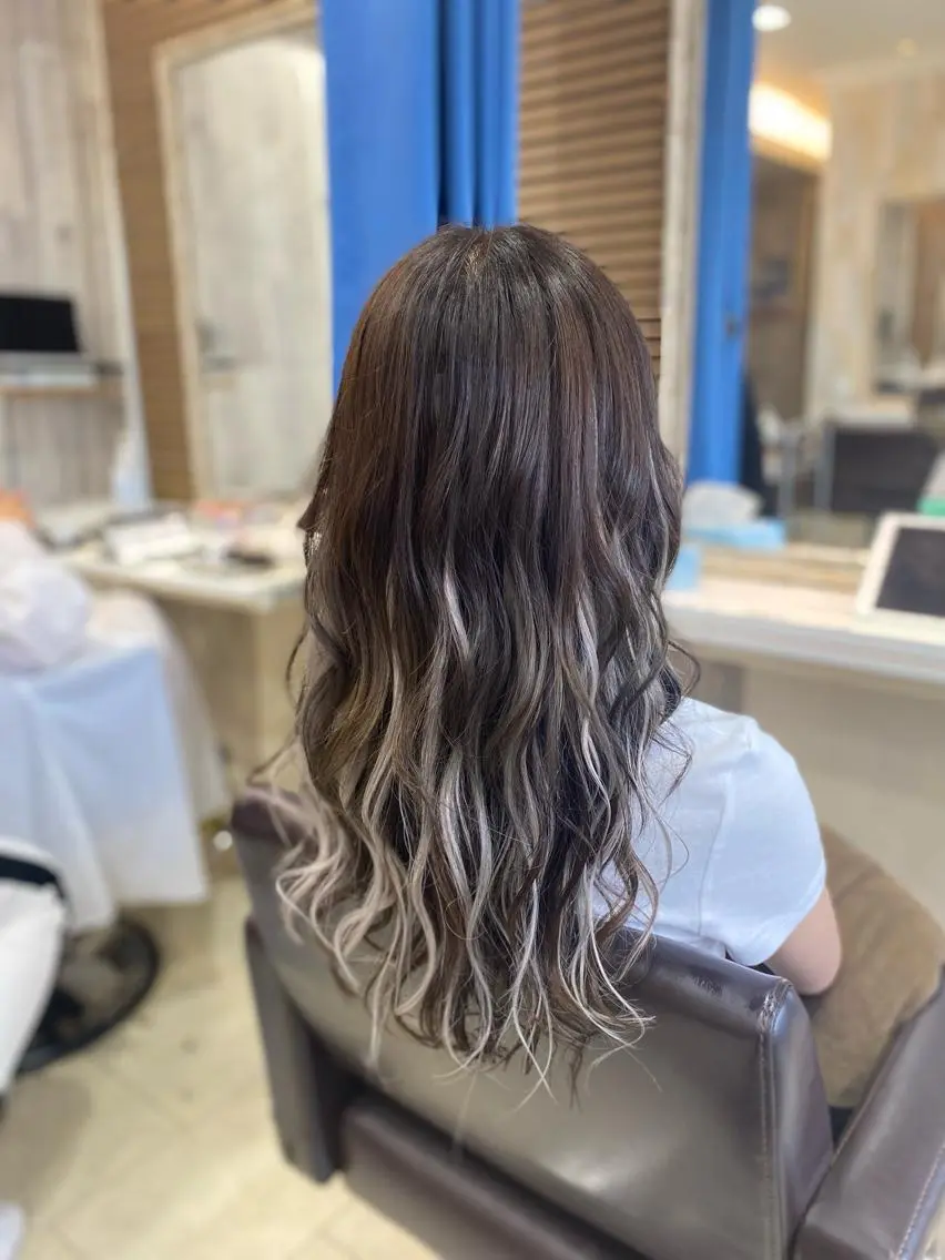 ミディアム 石井 彰浩のヘアスタイル
